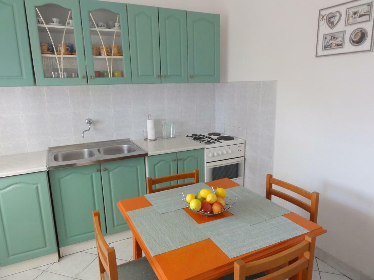 Apartmani Pavlovic Sućuraj Exteriér fotografie